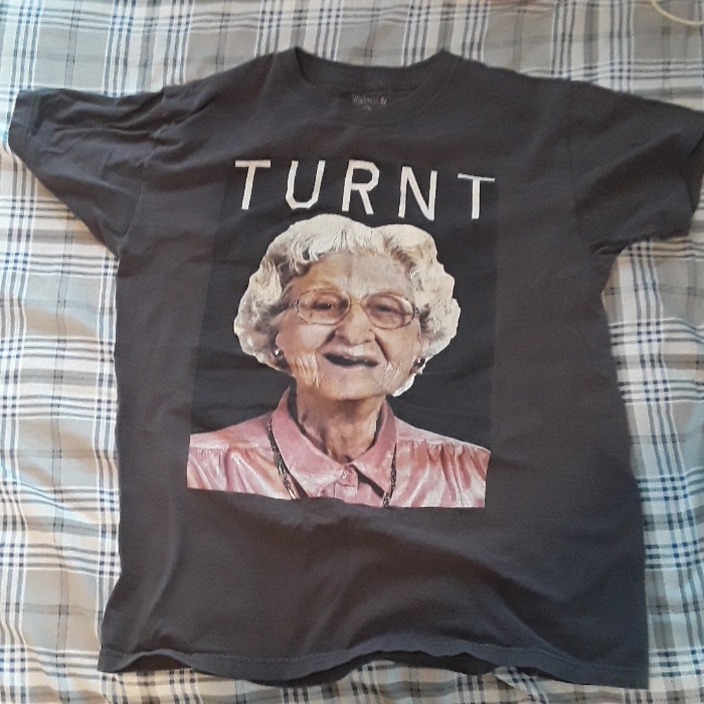 Turnt grandma tee